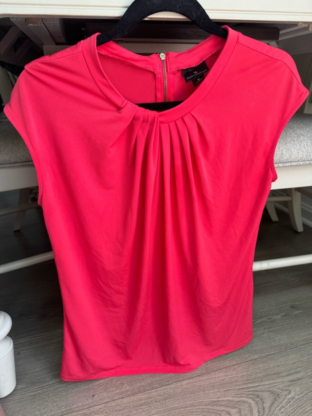 Worthington Pink Pleated Neck Cap Sleeve Top